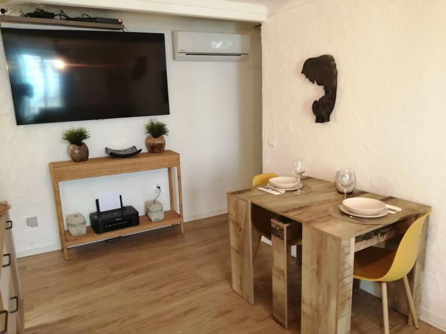 Appartement Cosy Situe A 2Mn De La Plage A Pied Climatise Villefranche-sur-Mer Exterior photo